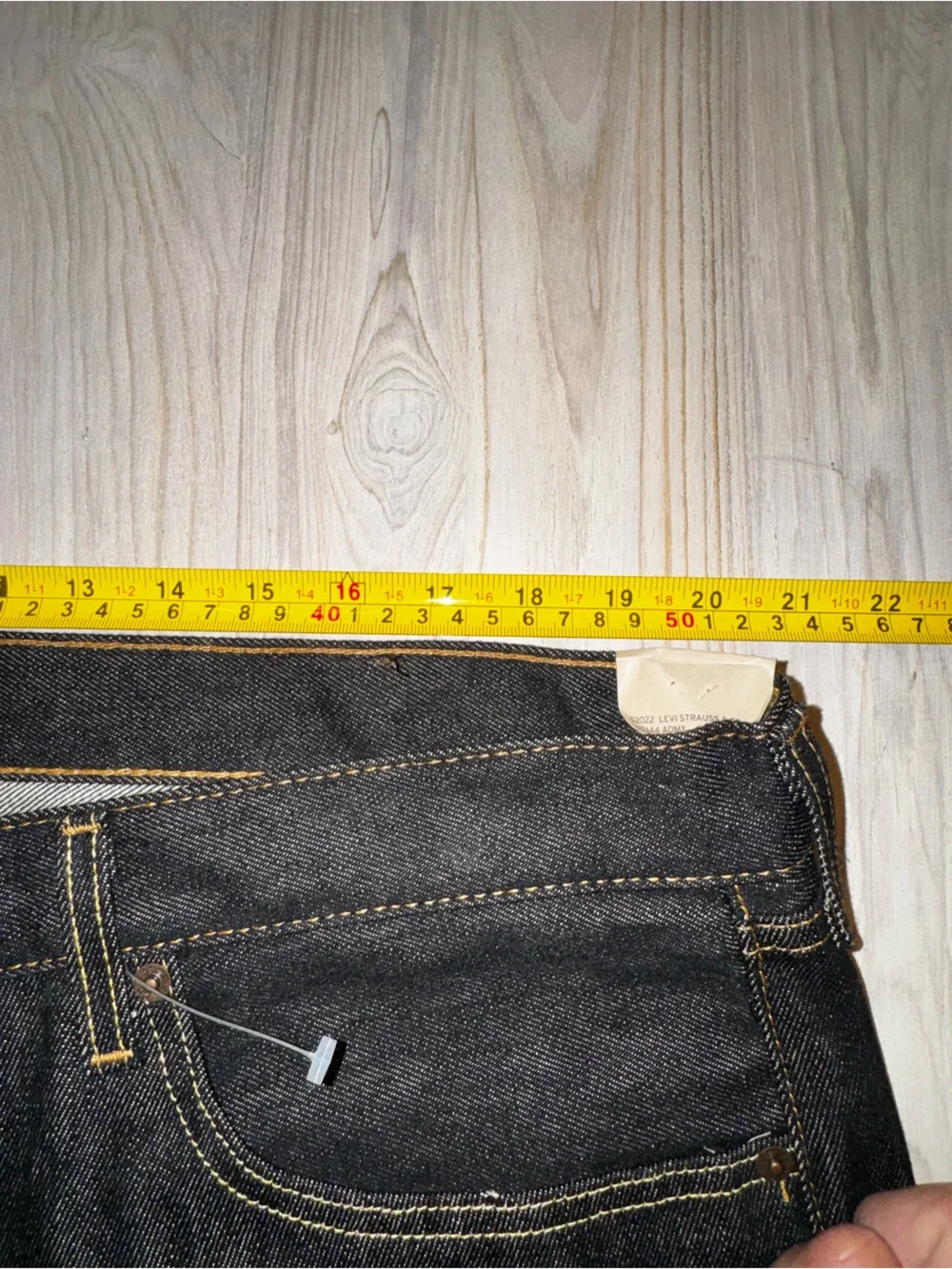 Levi's 501 Men's Jeans in Dark Indigo NWT 42X32.